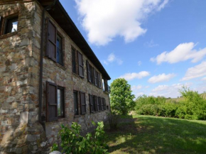  Lovely Villa in Ziano Piacentino Amidst Vineyards  Циано-Пьячентино